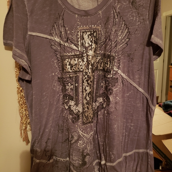 Clothes - Picture 8 of 8